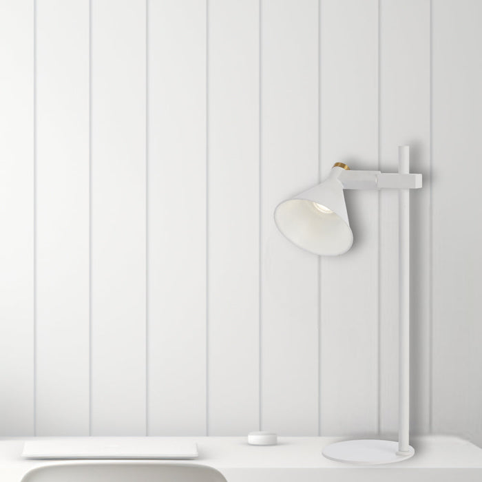 Rosner Iron Table Lamp White - ROSNER TL-WH