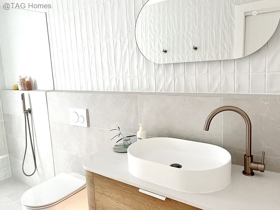 Bondi 1200mm Wall Hung Curve Vanity Natural Oak - BO1200N