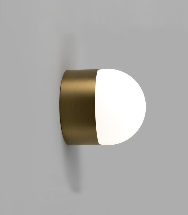 Orb Sur Medium Wall Light Old Brass - LR.i01.54e.M.OB + LR.i01.54M.WH + LR.A03.M.WH